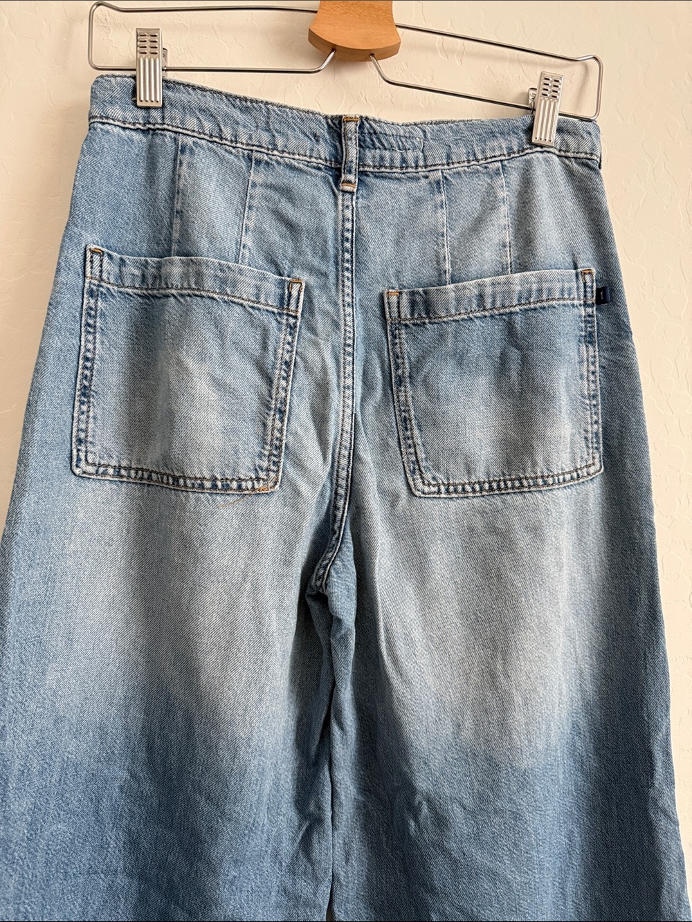 Pilcro The Jane High-Rise Wide-Leg Jeans Sz 26 - Picture 10 of 12